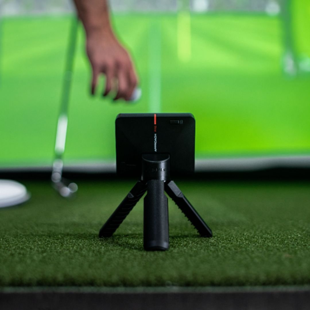 Garmin Approach R10 SIG12 Golf Simulator Package - Image 2