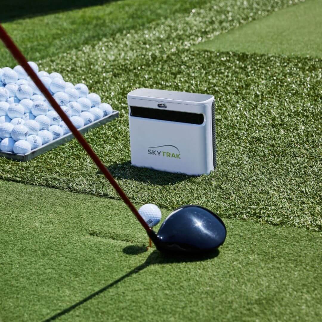 SkyTrak+ SIG8 Golf Simulator - Image 7