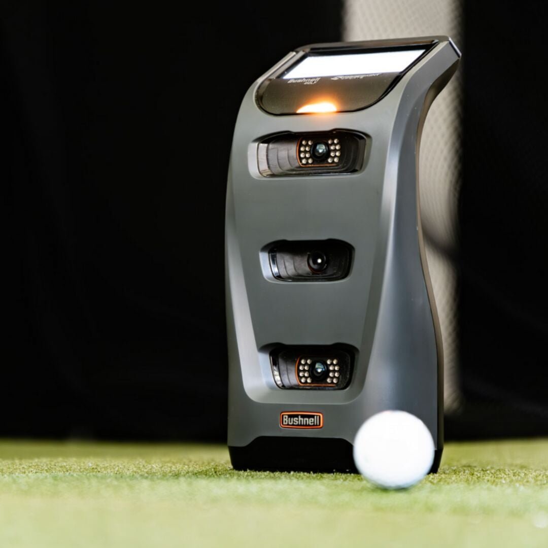 Bushnell Launch Pro SIG8 Golf Simulator Package - Image 2