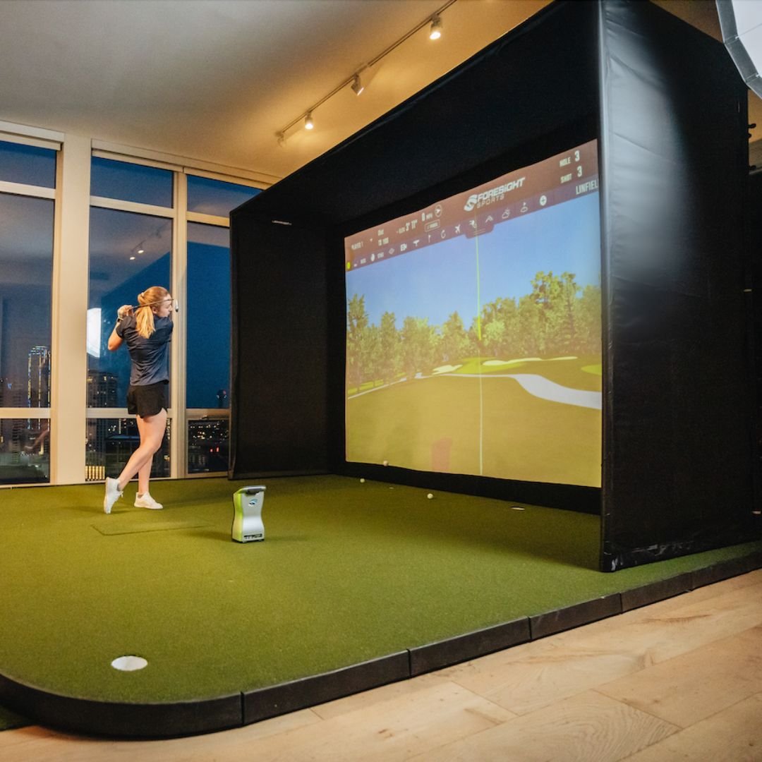 Foresight Sports GCQuad SIG12 Golf Simulator - Image 3